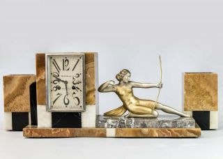1930 Statue Figure Sculpture Art Deco Archer Diana On Mantel Clock Set