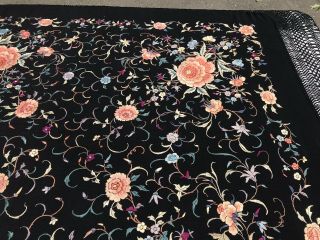 Antique 19th / 20th C Chinese Cantonese Mantilla Embroidered Silk Piano Shawl 4