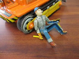 VINTAGE HANDY HANK BATTERY OPERATED TIN LITHO MYSTERY TRACTOR MADE IN JAPAN TN 7