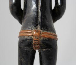 African wooden statue,  female figure Akan Gold Coast / Ghana 5