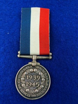 Ww2 South Africa Medal For War Service - Silver