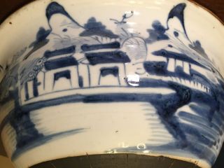 Antique Chinese export blue and white porcelain bowl,  19th Century. 3