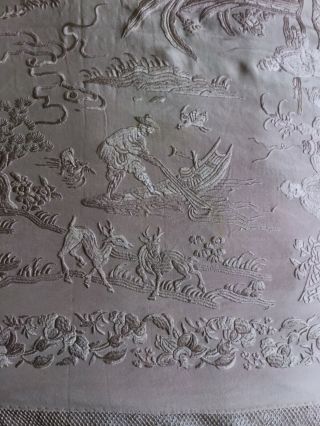 ANTIQUE CHINESE LILAC SILK EMBROIDERED SHAWL,  MANTON DE MANILA.  FIGURES,  DRAGONS 10