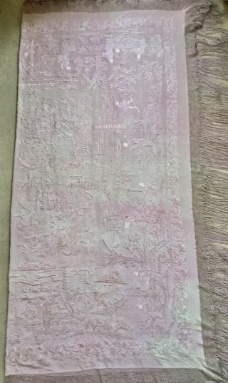 ANTIQUE CHINESE LILAC SILK EMBROIDERED SHAWL,  MANTON DE MANILA.  FIGURES,  DRAGONS 12
