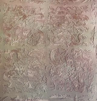 ANTIQUE CHINESE LILAC SILK EMBROIDERED SHAWL,  MANTON DE MANILA.  FIGURES,  DRAGONS 5