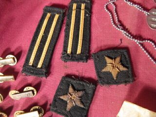 KOREAN WAR U.  S.  NAVY ' Dog - Tag ' Set T - 52 & Insignia Robert G Ross Troy NY 4