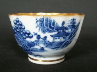 PERFECT CHINESE 18th C QIANLONG BLUE AND WHITE PAGODA BRIDGE TEA BOWL CUP VASE 1 3
