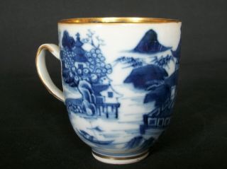 PERFECT CHINESE 18th C QIANLONG BLUE AND WHITE PAGODA LAKE TEA CUP VASE BOWL 3 2