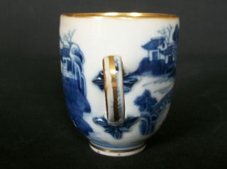 PERFECT CHINESE 18th C QIANLONG BLUE AND WHITE PAGODA LAKE TEA CUP VASE BOWL 3 7
