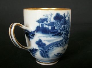 PERFECT CHINESE 18th C QIANLONG BLUE AND WHITE PAGODA LAKE TEA CUP VASE BOWL 3 8