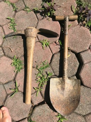 Ww1 Ww2 Entrenching Tools - T - Handle Shovel And Pick Axe - Trench