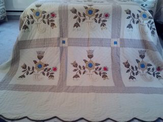 Antique Vintage Completely Hand Made Applique Tulips Quilt - 88x116 - Gorgeous