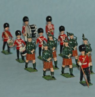 Britains England Vintage 1954 Lead Drum And Pipe Band Of The Irish Guards 2096