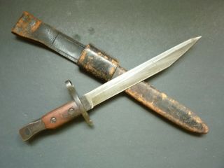 M.  1910 Canadian Ross Knife Bayo And Scabbard