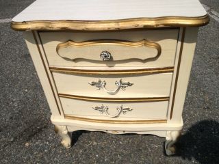 FRENCH PROVINCIAL NIGHT STAND/ END TABLE MID CENTURY 2