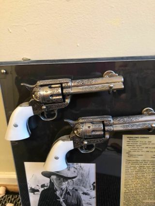 VINTAGE HOPALONG CASSIDY DISPLAY WITH DENIX REVOLVERS PHOTO AND AUTOGRAPH 2