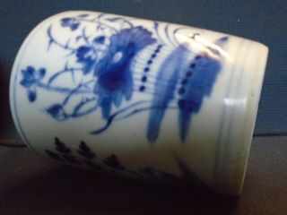 An antique Chinese porcelain b&w small Jardinier/plant pot,  late 19th.  century. 6