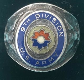 Vintage Ww2 U.  S.  Army 9th Division Sterling Silver Ring -