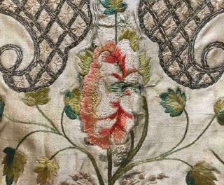EXQUISITE RARE EARLY 18th CENTURY FRENCH SILK & GOLD THREAD EMBROIDERY,  82 7