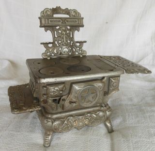 Great 19th Cen.  Cast Iron Toy Miniature Stove " Perfection "