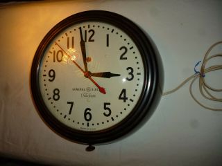 TELECHRON Bubble Glass Bakelite Wall Clock Model 1HA1608 School Office Factory 2