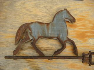 ANTIQUE 19TH CENTURY CAST IRON AMERICAN FOLK ART ARROW & HORSE WEATHER VANE 11