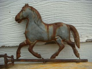 ANTIQUE 19TH CENTURY CAST IRON AMERICAN FOLK ART ARROW & HORSE WEATHER VANE 3