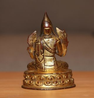 Antique Chinese Tibetan gilt bronze Lama Buddha,  18th 19th century,  Qing Dynasty 2
