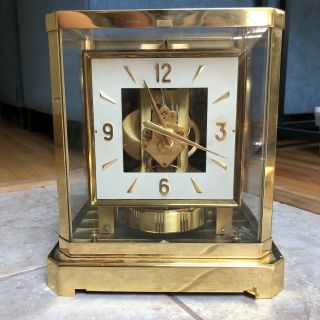Vintage Jaeger Le Coultre Atmos Clock 528 - 8 Mantel Shelf 15 Jewels Swiss