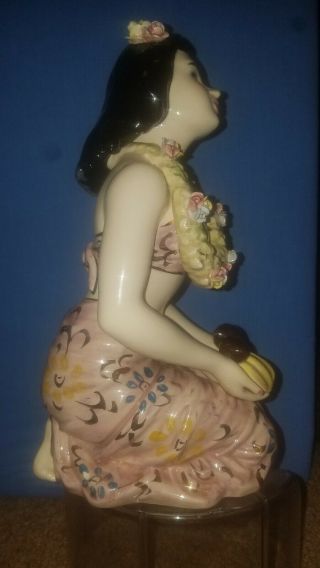 Very Rare Vintage Porcelain Hawaiian Girl Figurine (decanter/musicbox)