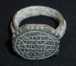 VIKING Ancient Bronze RING with Runes - Circa 7th - 9th Century AD /966 4