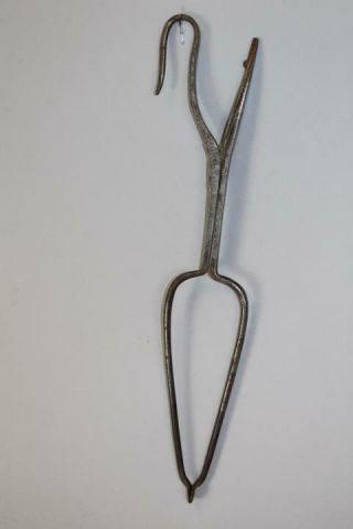 Rare 18th C American Wrought Iron Pipe Tongs Great Handles Great Polished Patina