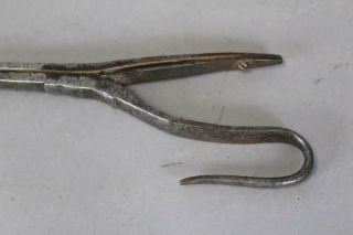 RARE 18TH C AMERICAN WROUGHT IRON PIPE TONGS GREAT HANDLES GREAT POLISHED PATINA 7
