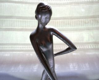 ART DECO HAGENAUER style Nude lady walking a wild cat cougar on a chain figurine 11