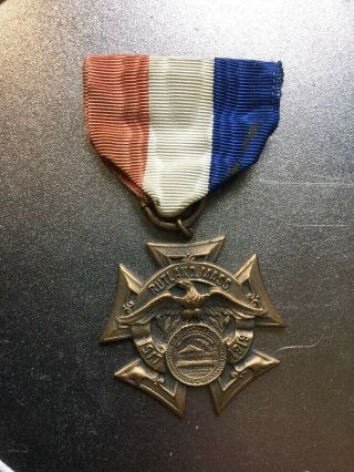 Antique World War I Medal & Ribbon Rutland Mass 1917 - 1919 by Whitehead & Hoag 6