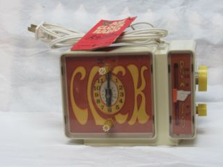 VINTAGE ANTIQUE PETER MAX TYPE PSYCHEDELIC FLOWER POWER OLD HIPPIE CLOCK RADIO 2