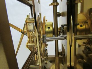 LeCoultre & Cie Atmos 528 - 8 Metal Caliber Swiss Clock - Not - Sells 6