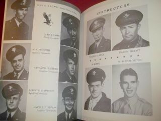 WW ll Early Bugs Bunny Victory Field US Army Air Corps 1943 Pilots Year Book QQ 12