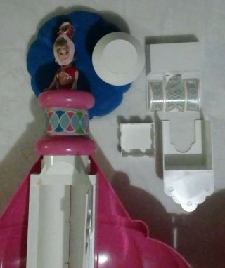 Remco 1976 I Dream of Jeannie Dream Bottle Playset With Doll Rare Vintge 7