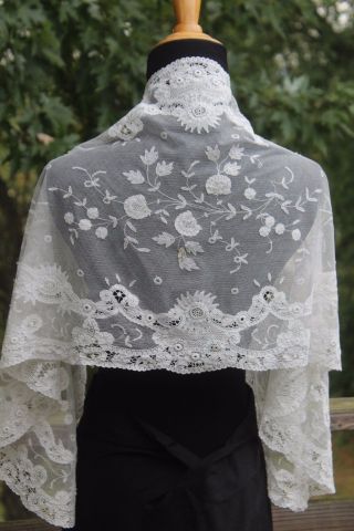 Vtg Antique Brussels White Cotton Princess Net Lace Runner Shawl Veil Gorgeous