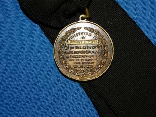 WWI Service Medal & Fob,  Marlborough Mass,  Named to: Robert P.  Frye (B14) 4