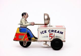 Vintage Walt Reach Courtland Ice Cream Cart Tin Wind - up Toy Still 4