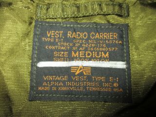 ALPHA E - 1 vest,  radio carrier 1993 - OLD STOCK / MADE IN USA - size MED 6