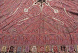 ORNATE MID 19TH C HAND WOVEN KASHMIR PAISLEY SHAWL W SMALL BLACK STAR 8