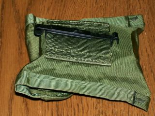 ' 95 U.  S.  Army Issue 3H Compass with Pouch Olive Drab stamped 21 - 26460 - 02E 120mCi 7
