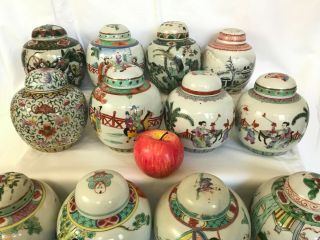 1 - A selection of 22 Chinese ginger tea jars famille rose/verte 19th/20thc 3