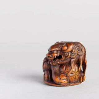 Japanese Netsuke - 19th Century Wooden Netsuke Depicting A Shishi