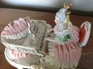ANTIQUE DRESDEN CHINA LADY PLAYING GRAND PIANO LACE MUSIC FIGURINE GERMANY PINK 10