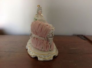 ANTIQUE DRESDEN CHINA LADY PLAYING GRAND PIANO LACE MUSIC FIGURINE GERMANY PINK 4