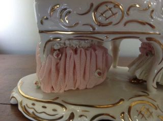 ANTIQUE DRESDEN CHINA LADY PLAYING GRAND PIANO LACE MUSIC FIGURINE GERMANY PINK 9